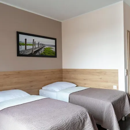 Dominik & Eventsaal 汽车旅馆