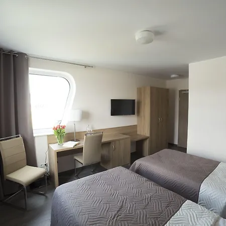 汽车旅馆 Dominik & Eventsaal 3*